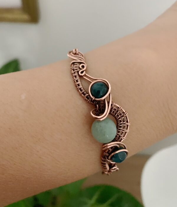 Unikatowa biżuteria z kamieniami naturalnymi od Taika Jewelry.